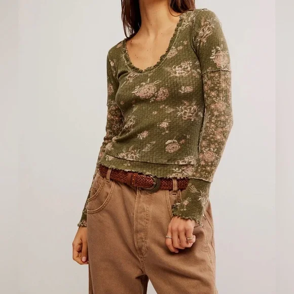 🌻🆕FREE PEOPLE We The Free Clover Printed Thermal-Army Combo-Size XS, S & M - Picture 5 of 12